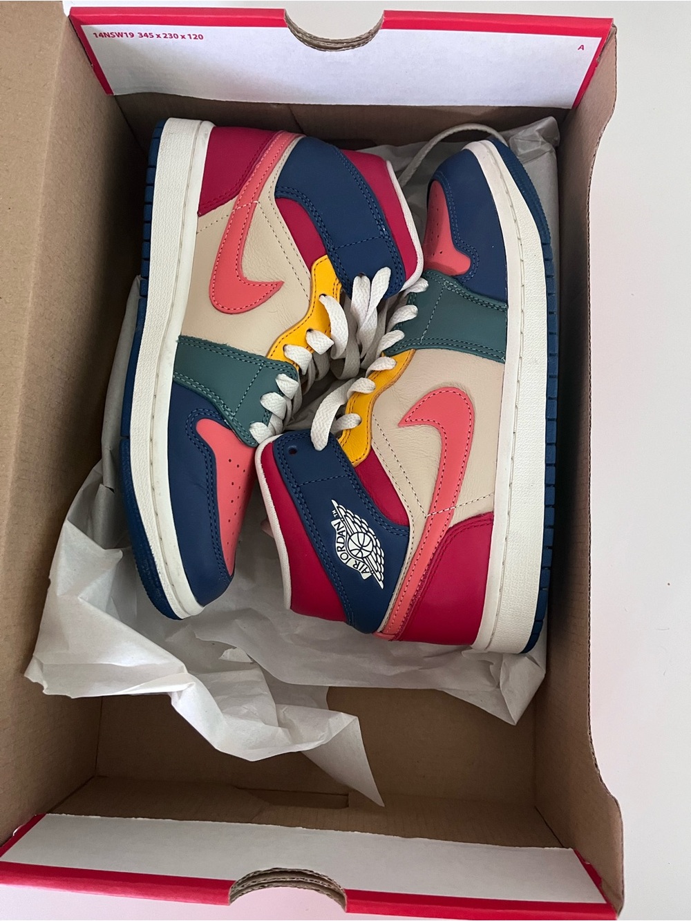 Womens Air Jordan Retro 1 Mid SE 'Multi Color (2022)